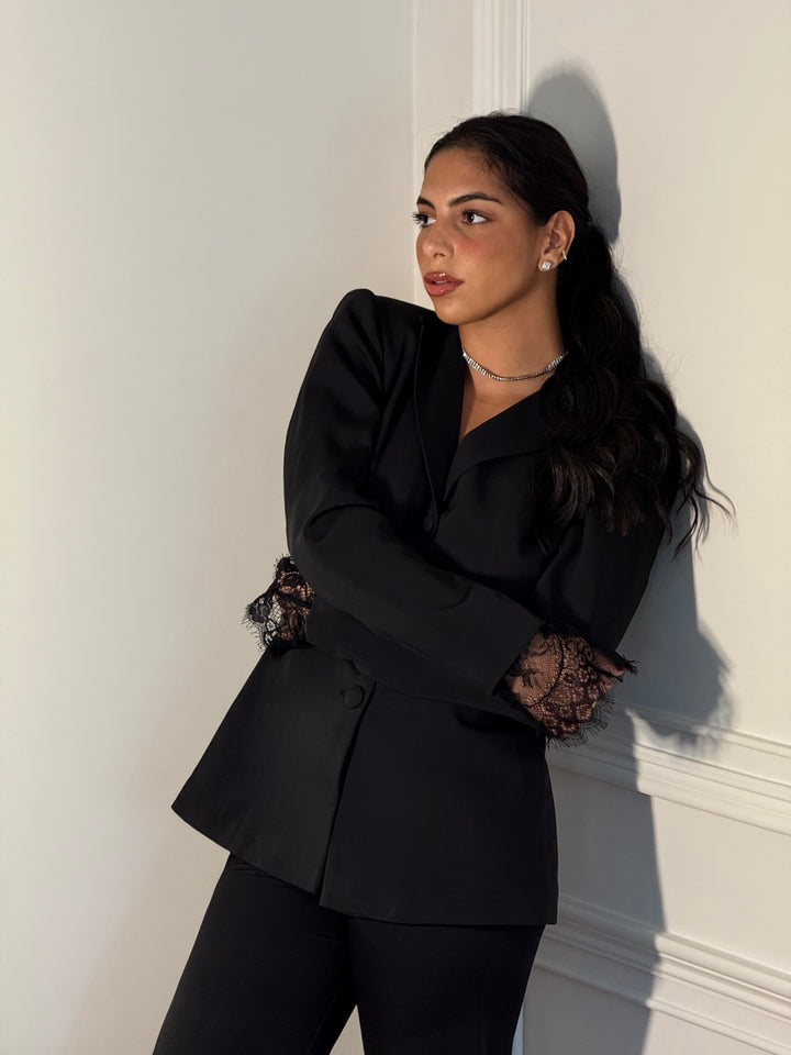 Lace Rendezvous Blazer - Black
