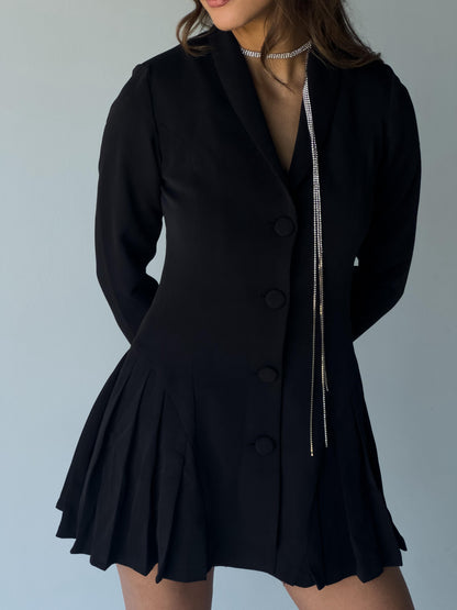 The Pleated Charm - Black