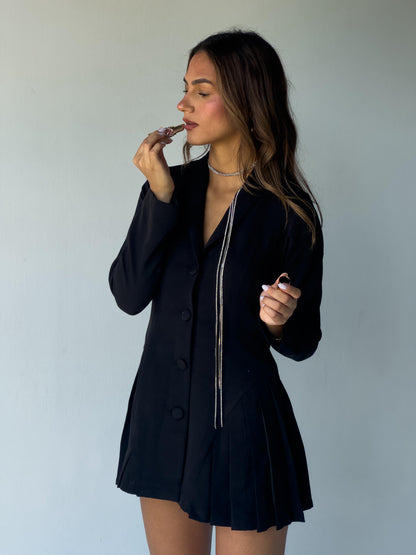 The Pleated Charm - Black